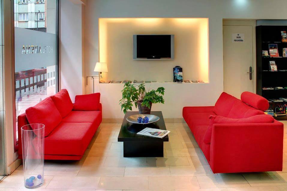 Arena Hotel 3*